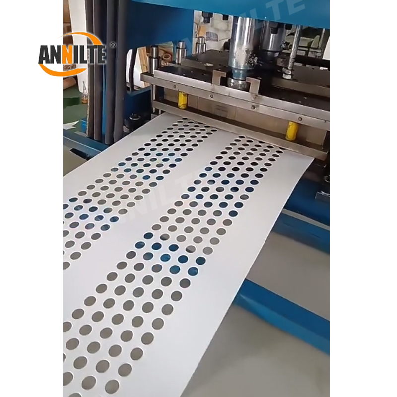 https://www.annilte.net/annilte-perforated-pp-egg-conveyor-belt-product/