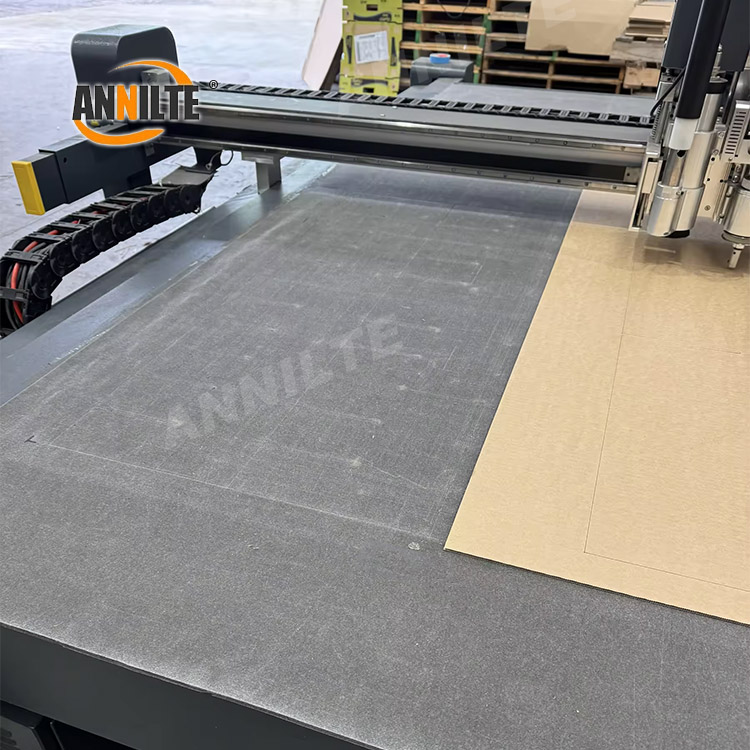 https://www.annilte.net/felt-belt-for-leather-cutting-machine-product/