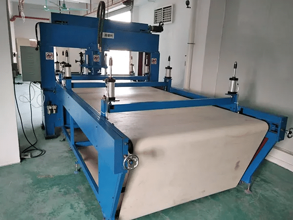 https://www.annilte.net/cutting-resistant-pu-conveyor-belt-product/