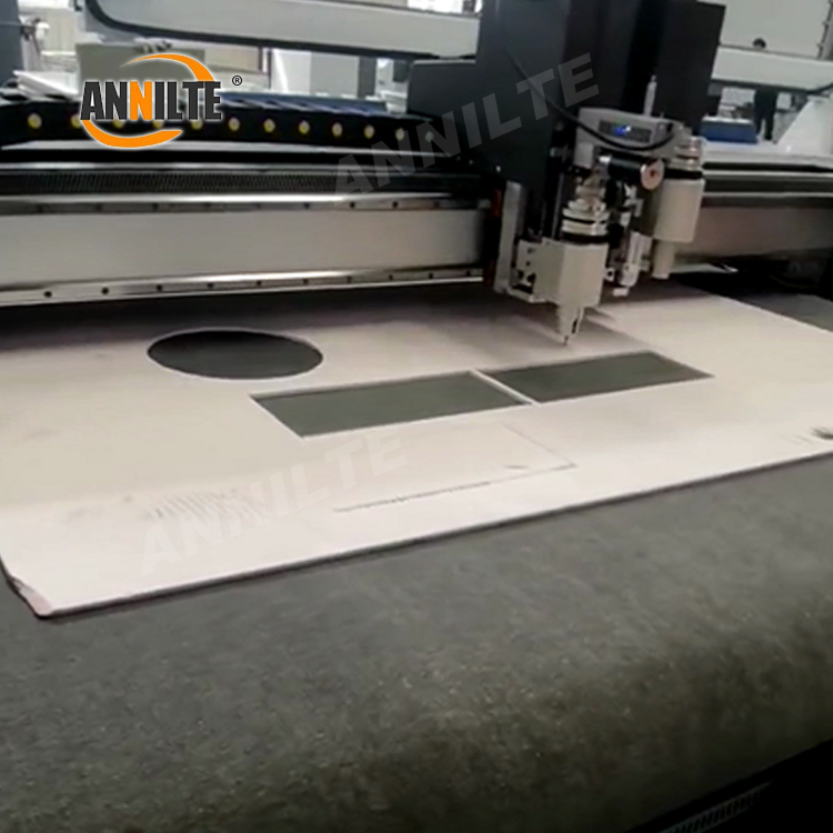 https://www.annilte.net/industrial-4-0mm-felt-conveyor-belts-for-cutting-clothing-fabrics-product/