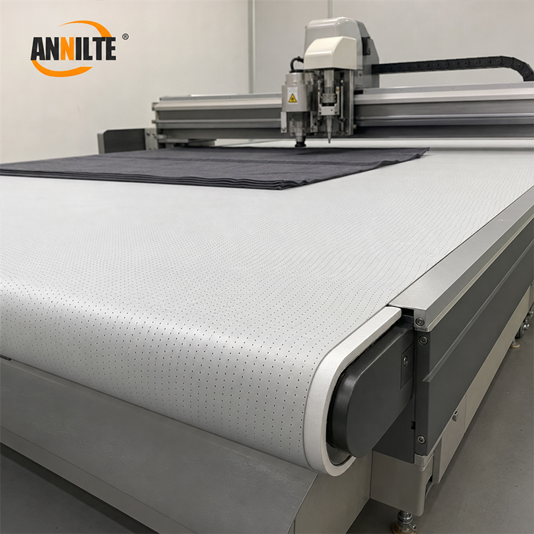 https://www.annilte.net/gerber-conveyor-belts-for-cutting-carbon-fiber-prepregs-product/