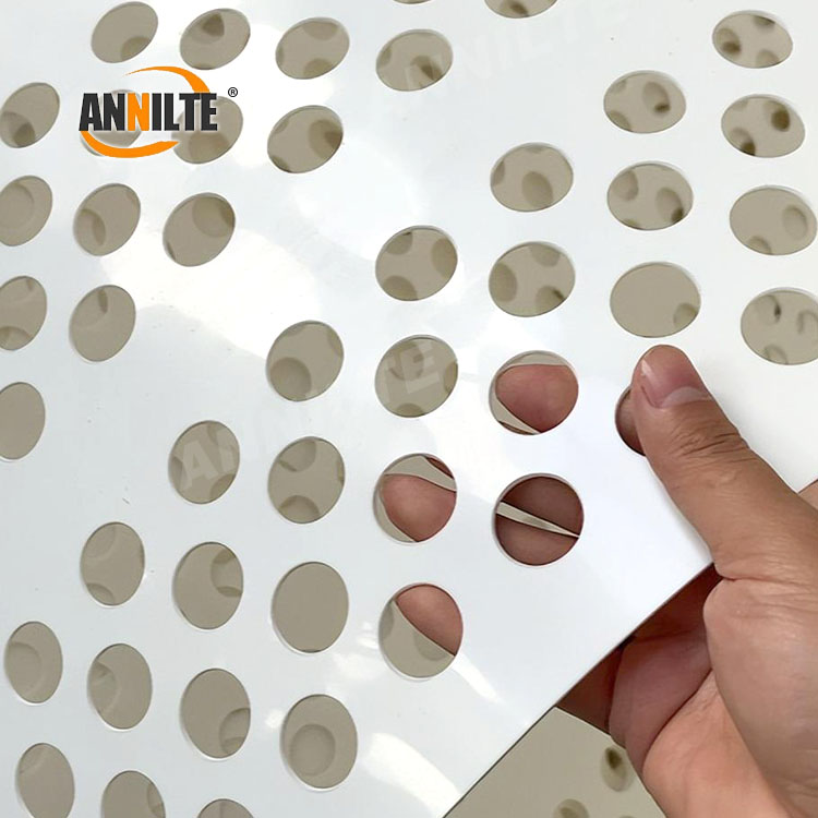 https://www.annilte.net/annilte-perforated-pp-egg-conveyor-belt-product/